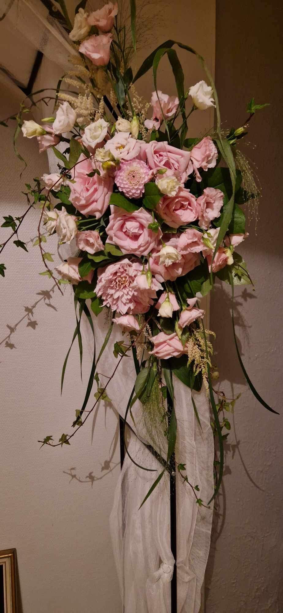 Blomsterbåge