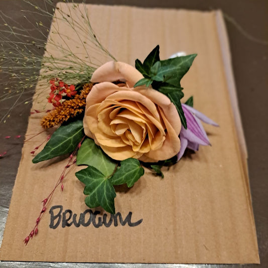 Corsage i hösttoner